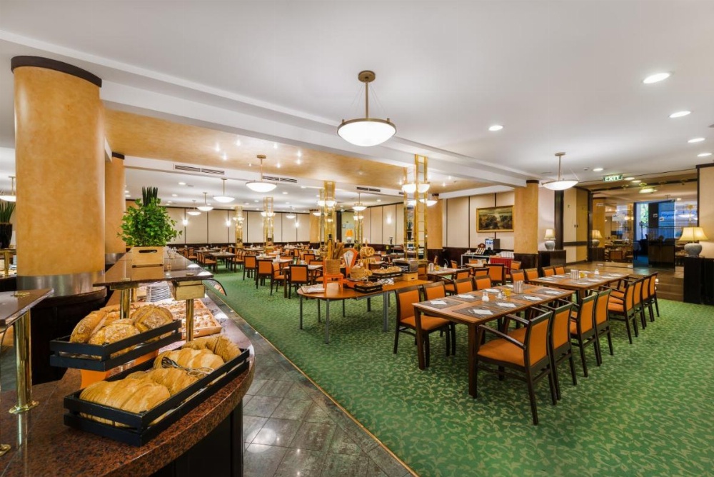 Hotel Hungaria City Center Image 10